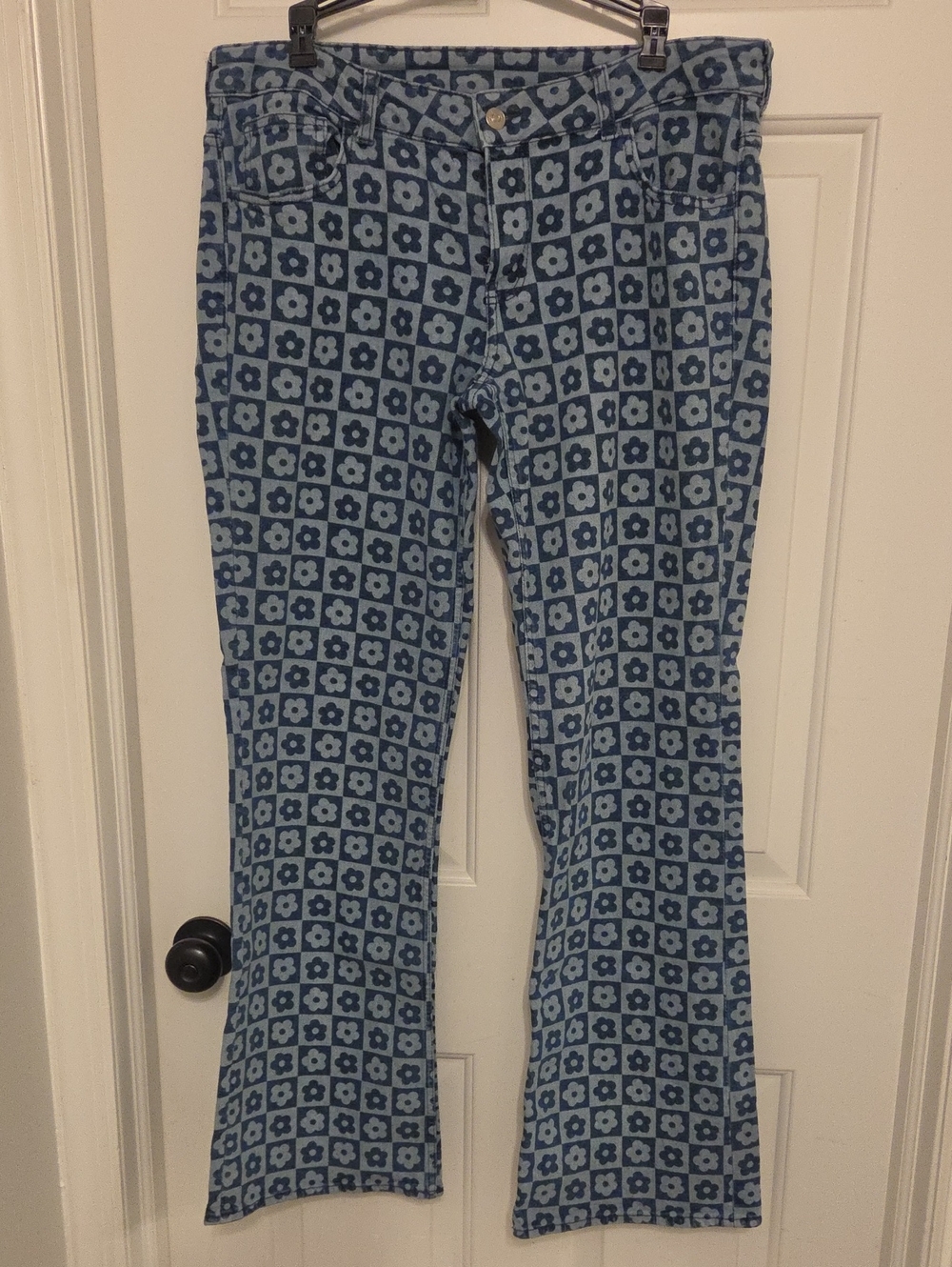H&M Divided Flower Flower Jeans, Size 14